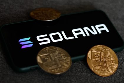 Ripple XRP logo breaking free from chains