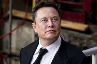 Elon Musk swipes Trump's tariff man
