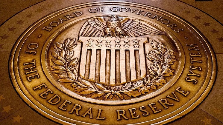 Two senior staff members talk about tariffs and potential interest rate reductions