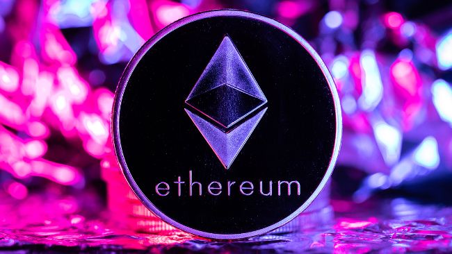 Ethereum prices suffer from a 77% crash against Bitcoin, on-chain deep dive reveals why