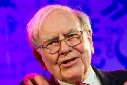 Berkshire Hathaway is at risk as Japan's bonds crash, but Warren Buffett still doesn't touch Bitcoin making new ass