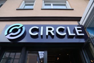 Circle debuted on NYSE at $31 per share, valuing Stablecoin issuers at $6.2 billion