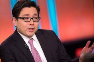 Forecasting the previous bull market, Tom Lee has released new forecasts for Bitcoin (BTC) and Ethereum (ETH)! He gave the date!