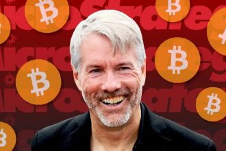 Michael Saylor may give the signal again and announce a purchase of Bitcoin tomorrow - this is the current profit and average purchase price
